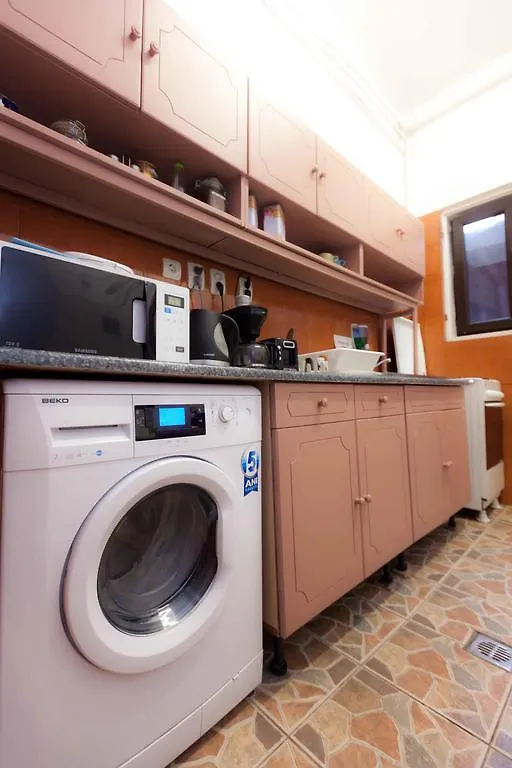 בוקרשט Puzzle Hostel 0*,  רומניה